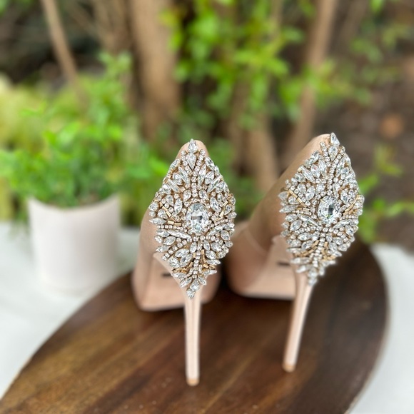 BADGLEY MISCHKA Kiara Embellished Peep Toe pumps 8 womens - Picture 10 of 15
